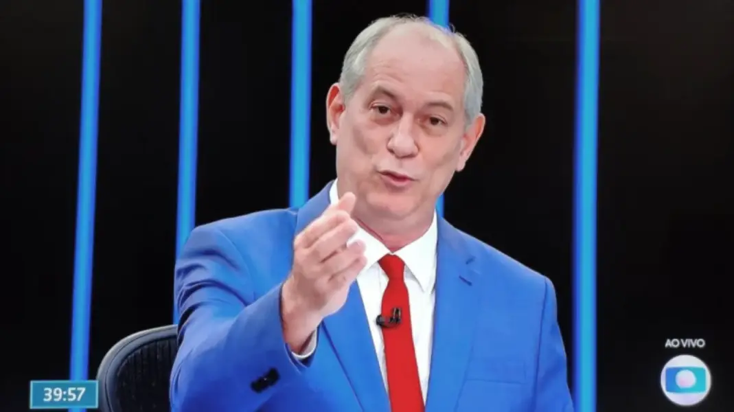 Ciro critica Lula e diz que n o vai concorrer Presid ncia em