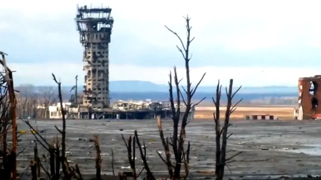 aeroporto-destruido-donetsk-ucrania-wikipedia