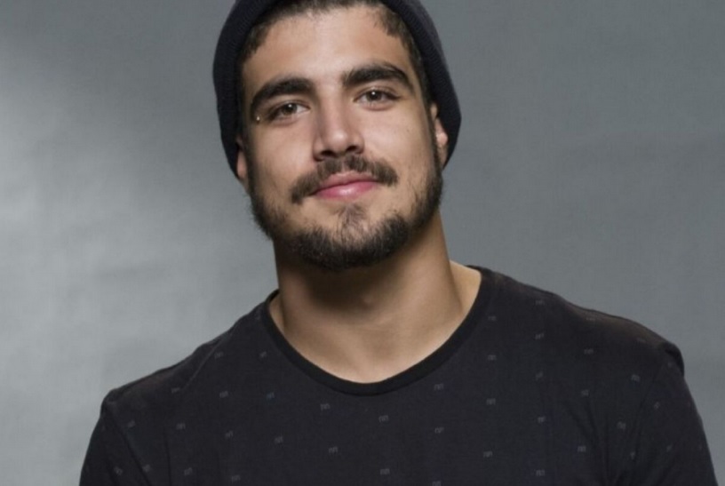 27-4-23 Caio Castro responde processo