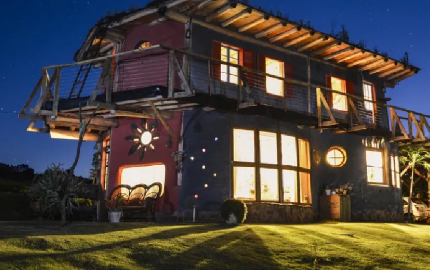 7-5-23 Casa de influencer