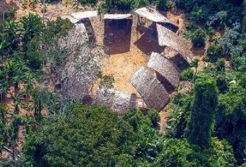14-11-23 Indígenas isolados Moxihatëtëa
