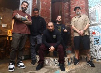 ‘O que fica é o disco inteiro, não um single’, diz Badauí, do CPM 22, que faz 30 anos