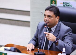 Caio André denuncia falta de manutenção em rede de drenagem na sede da Apae