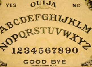 Saiba o que é o tabuleiro de Ouija, última compra feita por Silvio Santos na web
