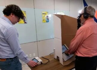 TSE divulga número recorde de mais de 1,4 mi de eleitores com deficiência aptos a votar neste ano