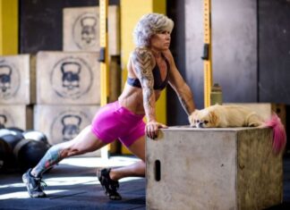 Aos 63 anos professora aposentada ‘bomba’ no CrossFit e é ícone nas redes sociais