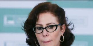 CCJ da Câmara espera analisar cassação de Carla Zambelli em novembro
