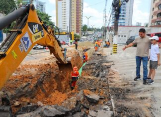 Prefeito em exercício Jander Lobato destaca avanços na recuperação da drenagem profunda na avenida Maceió
