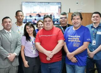 David Reis recebe equipe da Fundação Dr. Thomas e debate apoio aos idosos