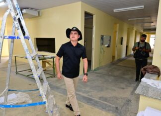 David Almeida vistoria obras de duas UBSs na zona Oeste e anuncia entregas até setembro