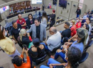 Wilker Barreto denuncia abandono de pacientes do ‘Melhor em Casa’ e ‘Pé Diabético’