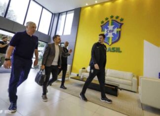 Ancelotti motivado para conquistar o hexa: ‘Brasil tem que voltar a encantar’