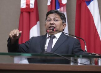 Sinésio Campos reacende discussão sobre criação de novos municípios no Amazonas