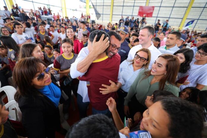 Governador Wilson Lima lança o Programa Estadual das Escolas Cívico-Militares 2_Foto Diego Peres Secom