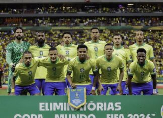 CBF aceitou amistoso com a Rússia, banida do futebol, diz Galvão