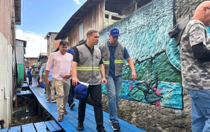 VISITA COMITIVA FGV (5) aguas