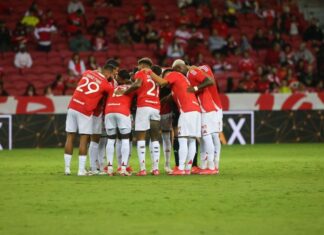 Quatro jogadores do Inter traem esposas com filha de empresário do clube