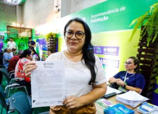 Beneficiários do 2° Feirão Amazonas Meu Lar comemoram a conquista da casa própria