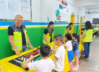 Prefeitura de Manaus leva educação ambiental e de trânsito à Escola Nazira Chamma Daou