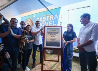 Em Presidente Figueiredo, Wilson Lima inaugura primeiro Castramóvel do interior e beneficia o setor social