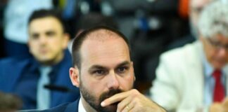 Câmara inclui Eduardo Bolsonaro em lista de devedores da União por faltas sem justificativa; entenda