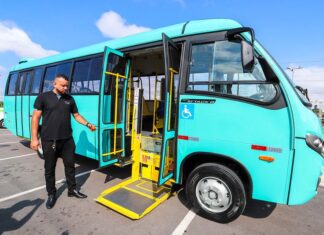 David Almeida transforma transporte complementar com veículos modernos e acessíveis em Manaus