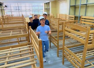 David Almeida vistoria obras do Centro Pop, Casa de Passagem e CADS no Centro de Manaus