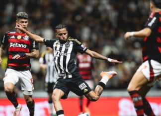 Flamengo tropeça e perde chance de confirmar título brasileiro