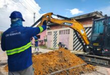 Obras de esgoto avançam no Jorge Teixeira e primeiras áreas entram em operação até o fim do ano
