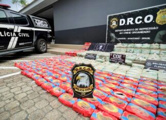 Wilson Lima acompanha apresentação de 700 quilos de cocaína avaliados em R$ 57 milhões