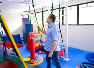 Roberto Cidade anuncia entrega do Centro de Inclusão Sensorial da Aleam para a segunda quinzena de novembro