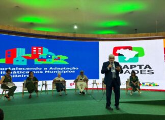 Conselheiro do TCE-AM destaca papel da sociedade na adaptação climática durante painel da COP30