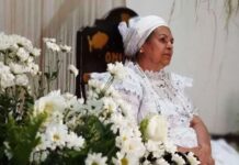 Mãe de Santo processa motorista de app por racismo religioso e juiz atribui intolerância religiosa a ela na sentença