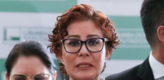 Moraes anula decisão da Câmara, determina perda do mandato de Zambelli e manda suplente assumir