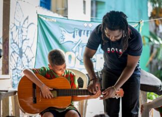 Iniciativa cultural mobiliza moradores e fortalece economia criativa em Manaus