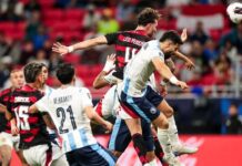 Bola parada salva, Flamengo vence e vai enfrentar o PSG na final