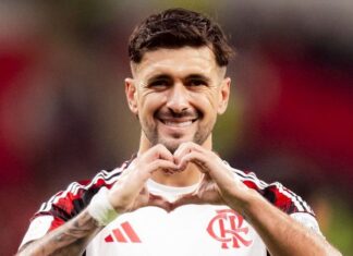 Arrascaeta faz 2, Flamengo vence e avança no Intercontinental