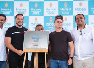 David Almeida entrega escola revitalizada no bairro da Paz e consolida transformação educacional