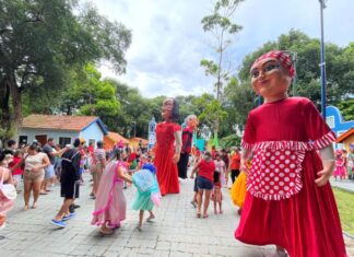 Primeiro bailinho de Carnaval no parque Cidade da Criança reúne quase 800 visitantes neste sábado