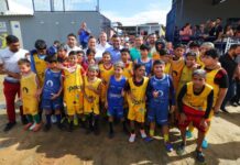 Wilson Lima entrega Arena Estrela fortalecendo o esporte comunitário no bairro da Compensa