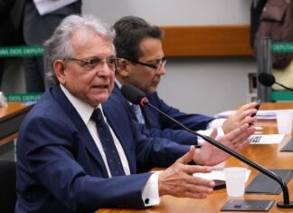 No aniversário da Suframa, Pauderney destaca importância da defesa da ZFM para economia do AM