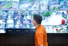 David Almeida coordena resposta a 114 ocorrências após chuva extrema de 160 milímetros atingir Manaus