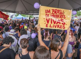 54% das mulheres dizem ter sofrido violência de parceiro, diz pesquisa