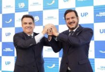 Flávio Bolsonaro reforça negociações por aliança; PP e União Brasil sinalizam apoio