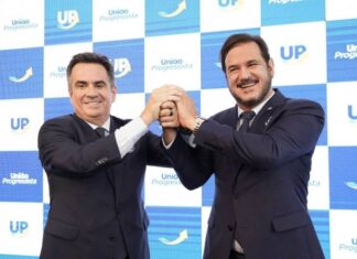 Flávio Bolsonaro reforça negociações por aliança; PP e União Brasil sinalizam apoio