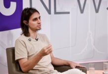 Amom prepara PEC que pode acabar com as Câmaras Municipais no Brasil como as conhecemos