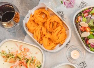 Jantar a dois: Chef Juliana Faingluz, do Marimari prepara experiência gastronômica para o Dia dos Namorados em casa