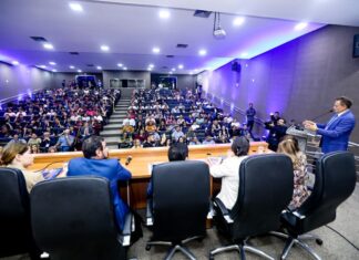 Adjuto Afonso abre Seminário Estadual sobre ECA Digital e reforça combate à violência contra crianças e adolescentes na internet