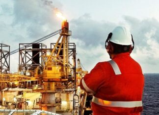 Petróleo dispara após novos ataques entre Irã e Israel