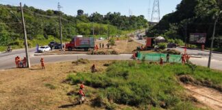 Prefeitura de Manaus intensifica mutirão de limpeza na avenida das Flores